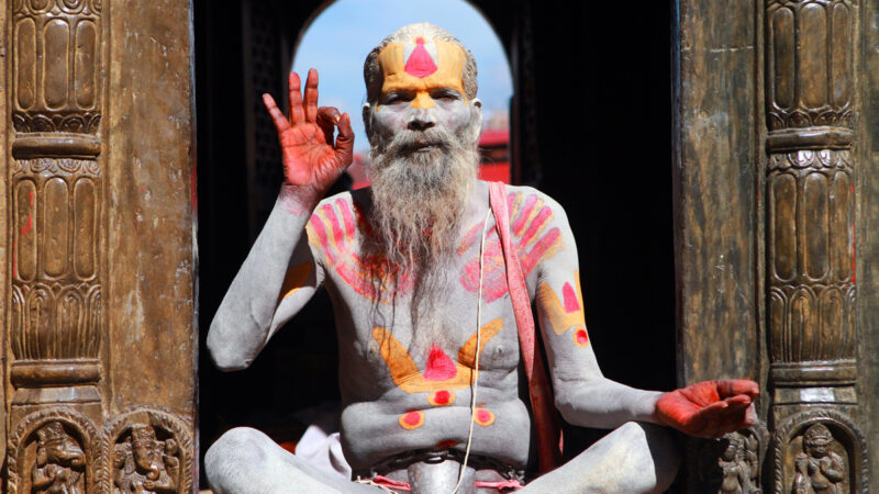 O estilo de vida de Baba no templo é esplêndido
