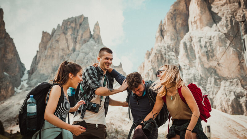 Você deveria se divertir com seus amigos