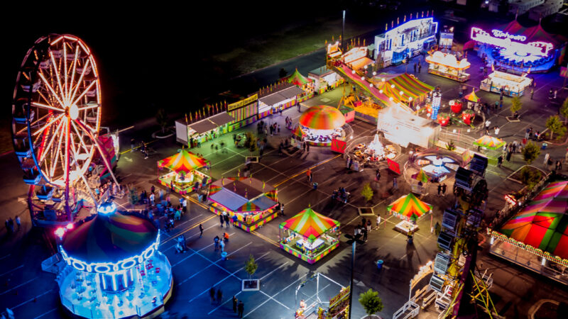 Show de dança noturno e festa em família